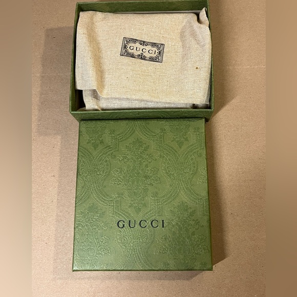 Authentic Gucci Monogrammed Open-Fold Wallet - Picture 7 of 7
